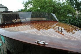 Motorový člun Boesch 510 - 9