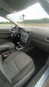 Ford Focus 1.6 74kW - 9