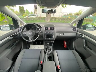 VW Touran 1.6 TDi Navigace,Climatronic - 9