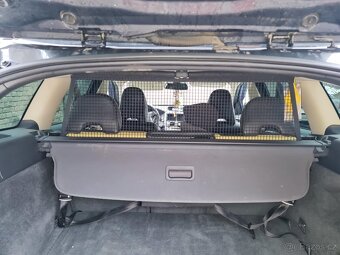 Volvo XC60 2,4 D5 automat Summum 151kw 205 koní r.v. 2010 - 9