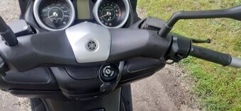 Yamaha xmax 250 (2011) - 9