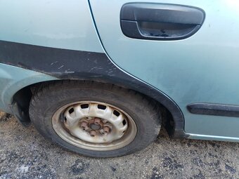 Hyundai Accent 1.3 - 9