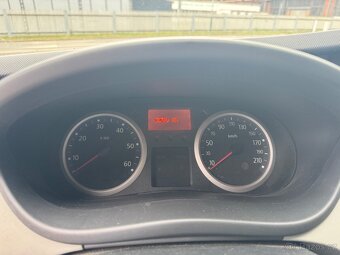 Renault Trafic 2.0 dCi 84 kW, r.v. 2012, najeto pouze 68000 - 9