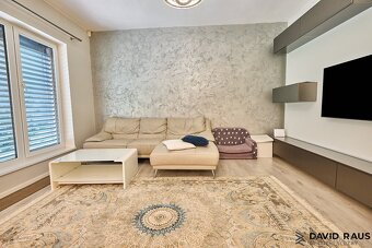 Rodinný dům v lukrativní lokalitě Brno–Pisárky se zahradou ( - 9