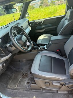 Ford Bronco 2023 2.7 EcoBoost V6 Turbo Black Diamond - 9