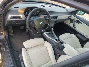 BMW E90 325i Automat - 9