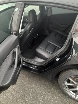 Tesla model 3 2021 Refresh - 9