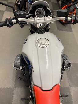 BMW R NINE T, 2018 - najeto 13.000 km - 9
