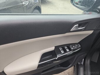 Kia  Sportage GT-line 1,6CRDi 100kW  4x4 - 9