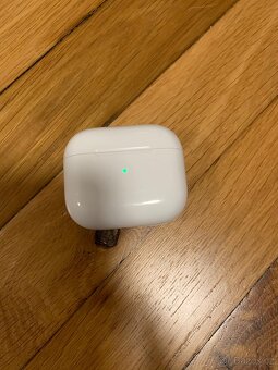 Sluchátka APPLE AIR PODS 3generace (2021) - 9