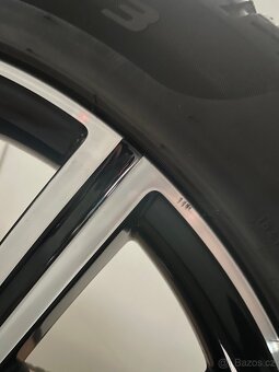 Original alu Mercedes V class W447 / Vito + 245/45/19 90% - 9