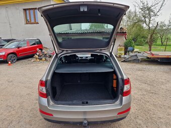 Škoda Octavia 3 Combi 2,0TDI 110KW STYLE VÝHŘEV - 9