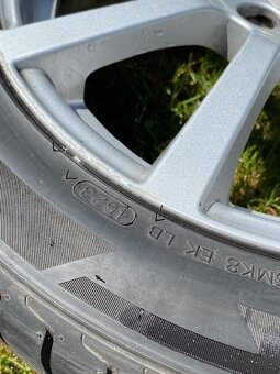 Orig Subaru 17" disky s novými pneu 215/50 - 9