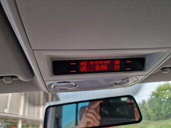 VW T5 Caravelle 1,9TDI 77kw r.v.2008 - 9