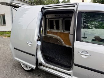 Volkswagen Caddy Mk3, 1.9TDi ASZ, KW podvozek, Nový lak - 9