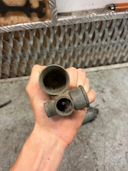 Torza karburátorů asi ČZ 125 B, T - 9