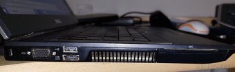 DELL Latitude E6410 - 9