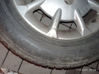 Zimní komplet al kola 16" ORIGINAL NISSAN X-Trail - 9