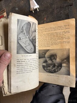 Dobová literatura čz - 9