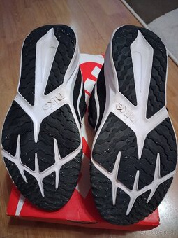 NIKE mikina+boty Top stav - 9