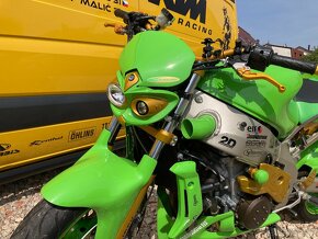 KAWASAKI ZX 900 SPECIÁL DESIGN - 9