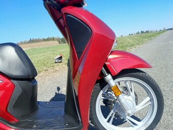 Honda SH 125i ABS - 9