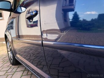 Volkswagen Touran 2.0 TDi BKD 103kw facelift - 9