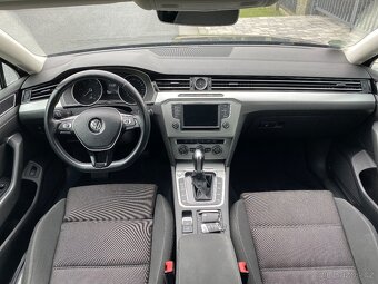 VW Passat B8 Variant 1.6 TDi 88kW DSG ACC CEBIA 1majitel - 9