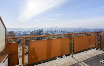 Pronájem bytu 1+kk/T 24m², ul. Sobotecká, Praha 2 - Vinohrad - 9