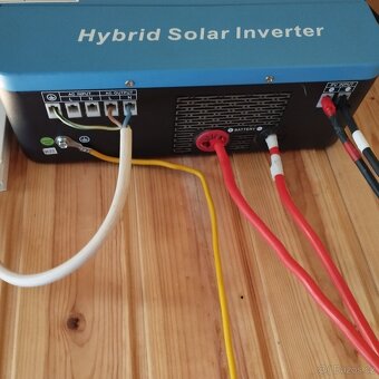solární panely,měnič, regulátor - 9