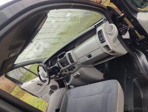 Opel Vivaro 1.9 DCi tažné rám z.pneu - 9