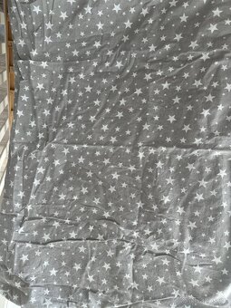 Dětská postýlka 120x60 včetně matrace a pěrin - 9