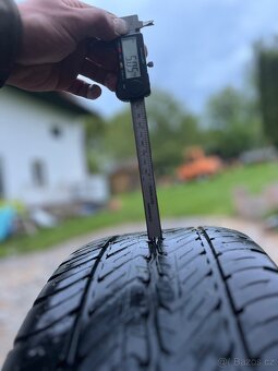 225/55 r17C 109/107H - 9