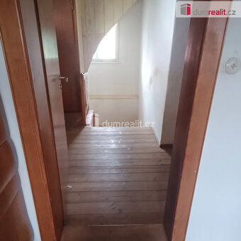 prodej patrové vily se zahradou, obec Lipová, okr. Děčín - 9
