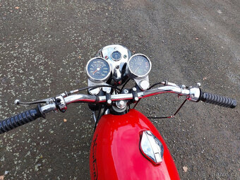 Norton Comando 750 - 9
