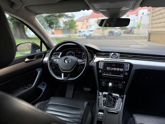 VOLKSWAGEN PASSAT 2.0TDI 176kW 4x4 • VIRTUAL • HUD • FULL - 9
