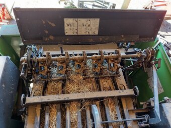 Lis na hranaté balíky Deutz - Fahr - 9