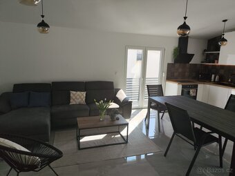 Chorvátsko dom s 2 apartmány. - 9