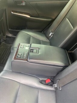 Camry - 9