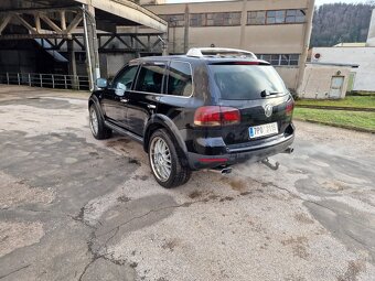 Volkswagen Touareg edice King Kong rok: 2005, 5.0tdi - 9