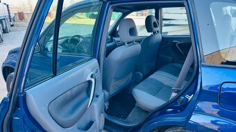 Toyota Rav4 D4D - 9