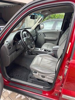 Jeep Cherokee KJ , Liberty , 2,8 CRD , r.v. 2007 - 9