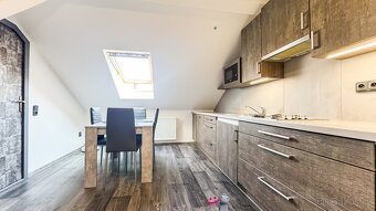 Prodej bytu 3+1, 127 m2 s balkonem, Velká Hleďsebe - Klimen - 9