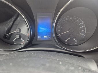 Toyota Auris 1,6i Kombi 4/2018   89000km - 9