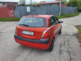 Kia Rio 1.4i 71kw nová STK - 9