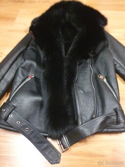 Kožená bunda. Pravá Liška.  M - 9