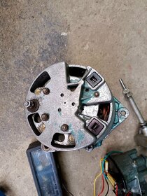 Díly na Škoda 105, 120 atd. - 9