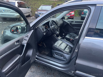 VOLKSWAGEN TIGUAN 1,4 TSi 90 Kw SPORT&STYLE PANO - 9
