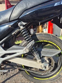 Kawasaki ER-5 - 9