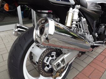 Suzuki GSX 1400 - 9